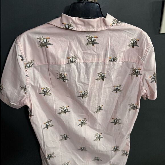American Eagle Outfitters Tuscan Pink Patterned button Down Men's Shirt Size S - Picture 3 of 5